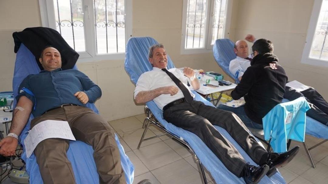 Aliağa&rsquo;da "İzmir Sana Kanım Feda" kampanyası