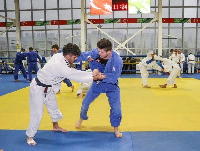 Judo ortak çalışma kampı