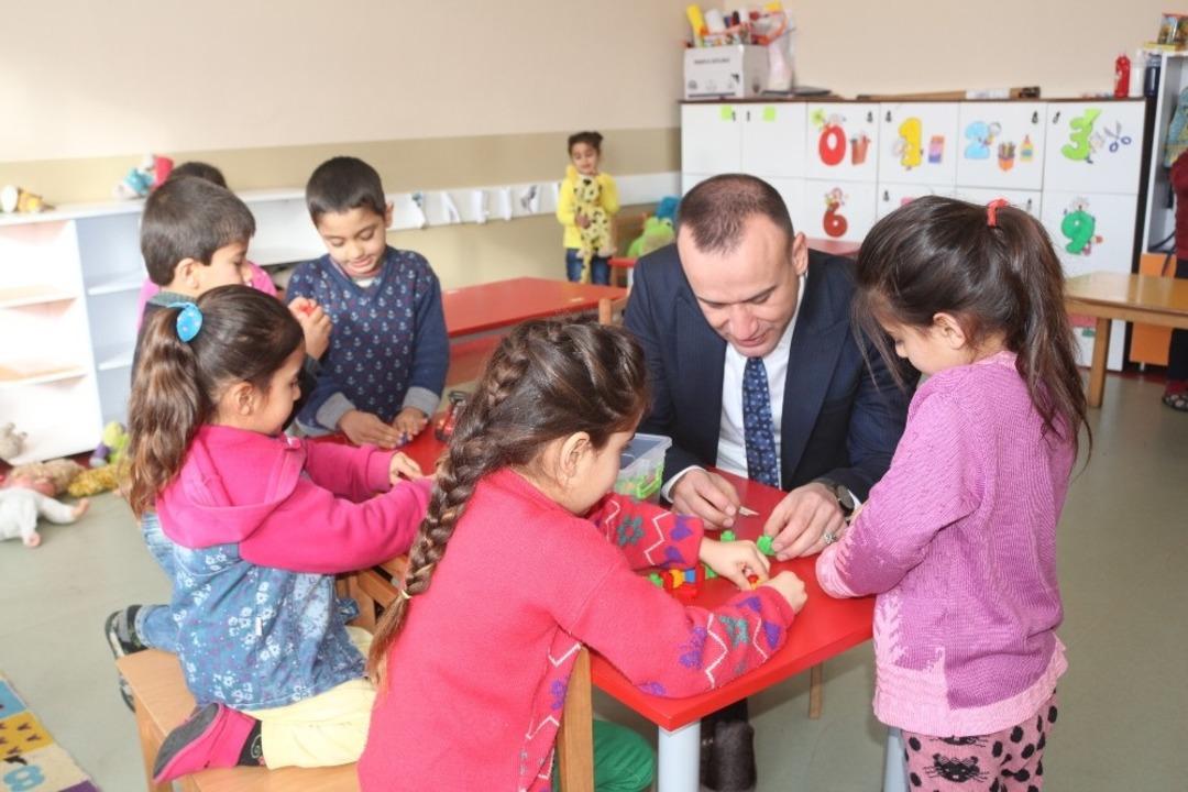 Ağrı Milli Eğitim M&uuml;d&uuml;r&uuml; Tekin&rsquo;in okul ziyaretleri