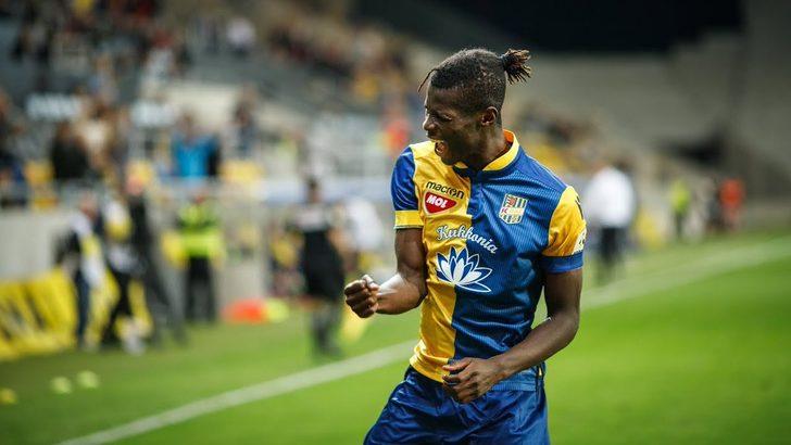 Vakoun Issouf Bayo - Dunajska Streda > Celtic | BONSERVİS BEDELİ: 2.2 milyon Euro
