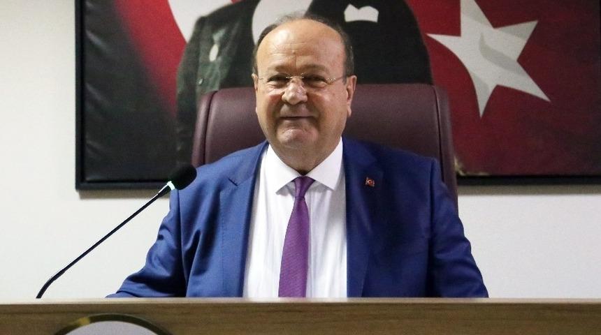 Başkan &Ouml;zakcan CHP&rsquo;den istifa etti