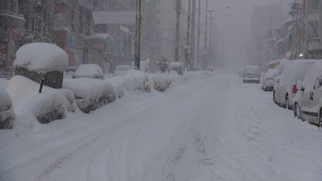 Van'da 3, Hakkari'de 2, Bitlis'te 1 ilçede okullara kar tatili (2)