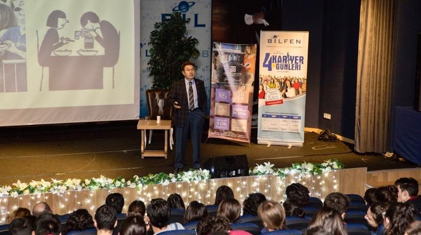 Rekt&ouml;r Prof. Sabuncuoğlu&rsquo;ndan Lise &Ouml;ğrencilerine Kariyer Semineri