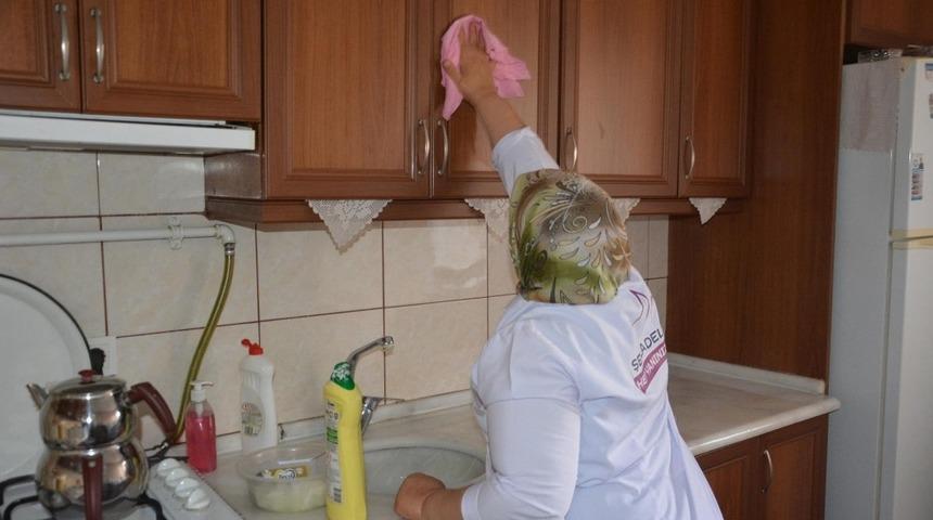 Şehzadeler&rsquo;in Evde Bakım Hizmetleri devam ediyor