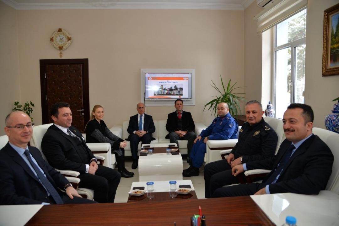 Bilecik Valisi Bilal Şent&uuml;rk&rsquo;&uuml;n Boz&uuml;y&uuml;k ziyareti