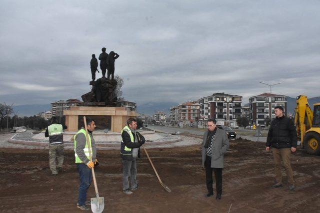 Ata Kavşağı’nda incelemelerde bulundu