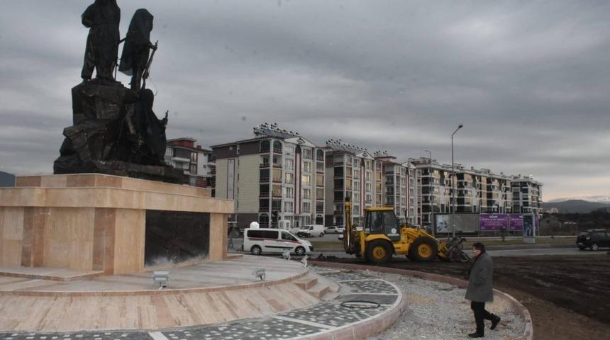 Ata Kavşağı’nda incelemelerde bulundu