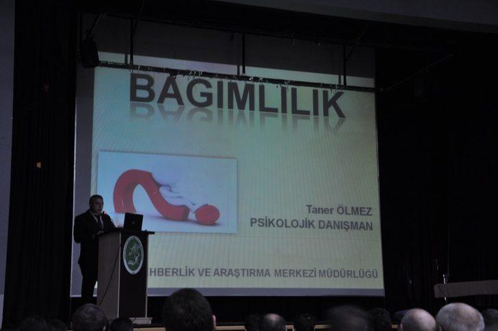 Kars’ta muhtarlarla uyuşturucu ile mücadele bilgilendirme toplantısı yapıldı G5