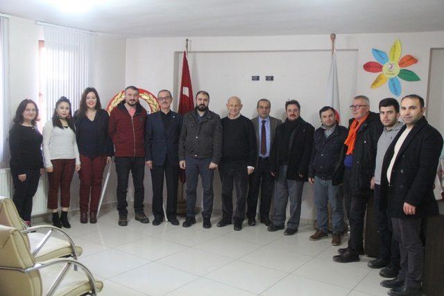 Kastamonu’da Türk Kızılayı, yangınlarda zarar görenlerin yarasını sardı