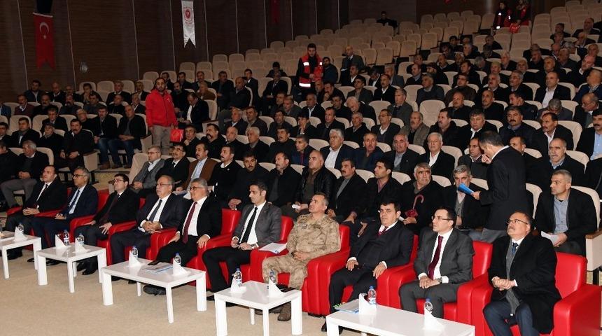 Muhtarlar madde bağımlılığına karşı bilgilendirildi