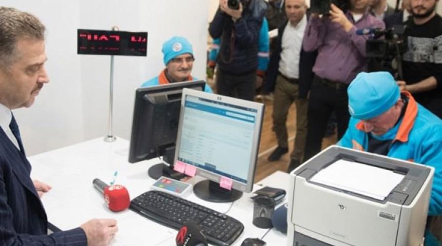 Hak-İş'ten kadroya geçen taşeron işçiler için zam talebi