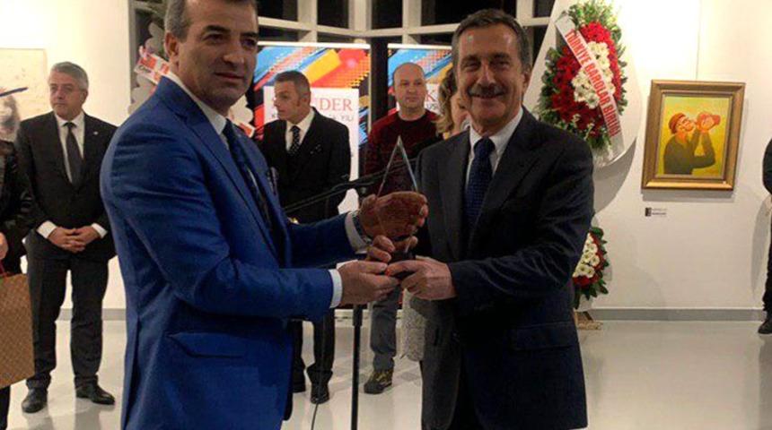 Saküder’den Başkan Ataç’a onur ödülü