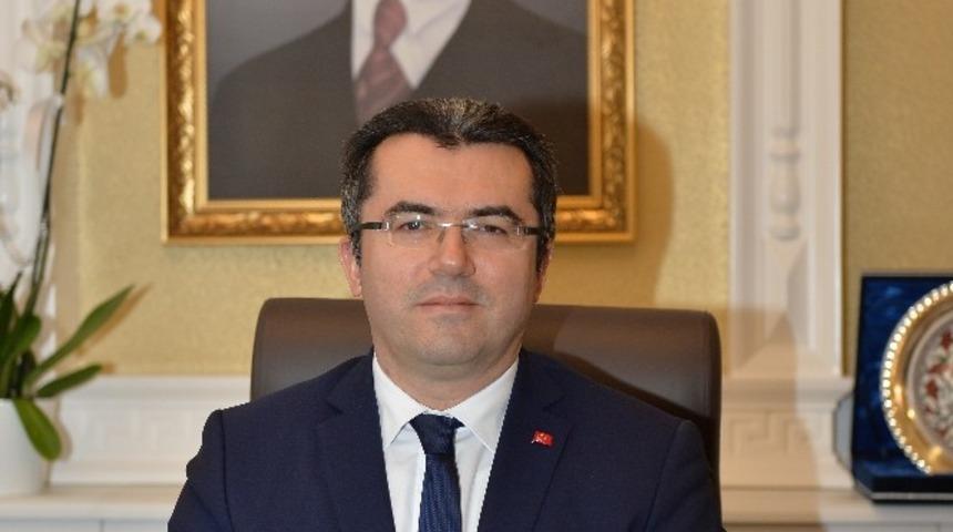 Vali Memiş&rsquo;ten 10 Ocak İdareciler G&uuml;n&uuml;  kutlama mesajı