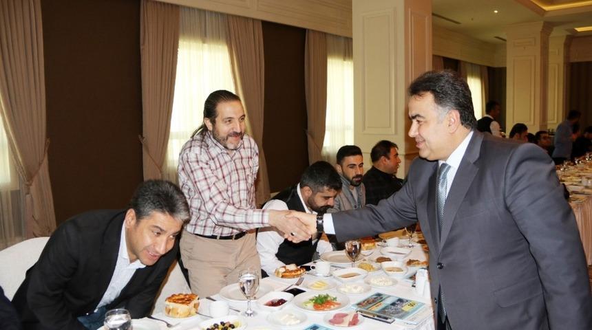 Ali tekataş: &ldquo;Gazeteci hakkın ve hakikatin sesidir&rdquo;