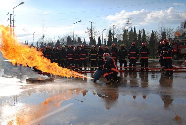 İtfaiye ekipleri 2018’de 4 bin 998 olaya müdahale etti