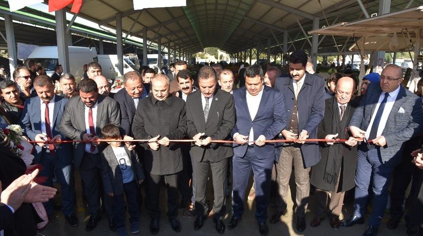 Toroslar&rsquo;da semt pazarı a&ccedil;ıldı