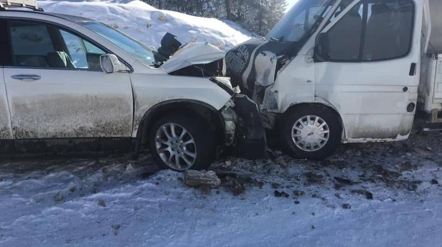 Aslanapa&rsquo;da trafik kazası: 5 yaralı