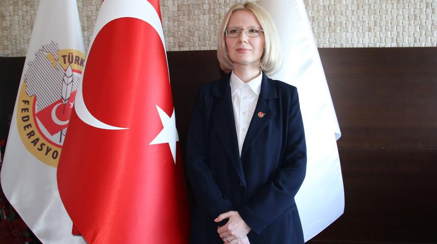 Rus asıllı kadın, Alanya Belediye Başkanlığına aday