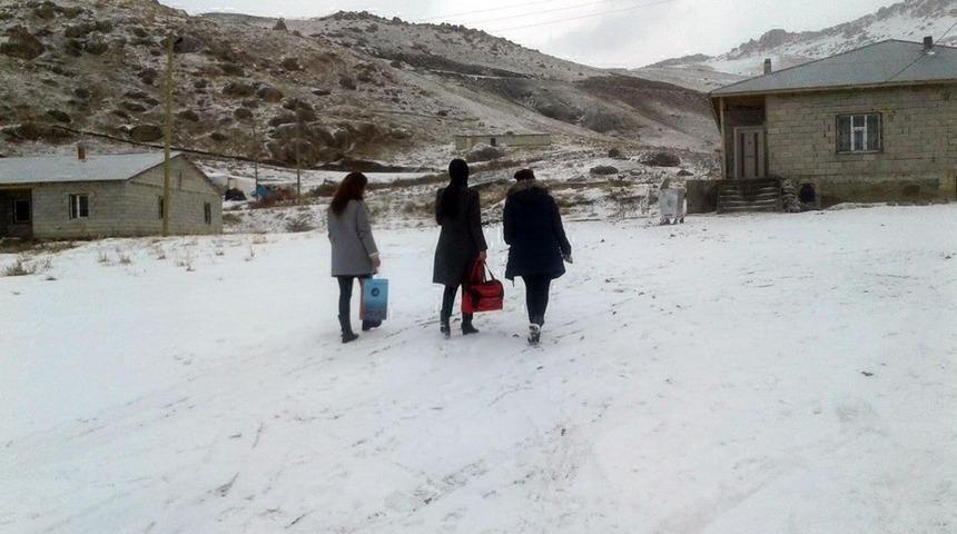 İpekyolu Belediyesinden &ldquo;Sevgiyle B&uuml;y&uuml;telim&rdquo; projesi