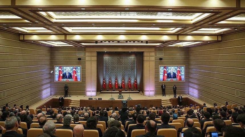 Başkan b&uuml;y&uuml;kkılı&ccedil;,&rsquo;Cumhurbaşkanlığı H&uuml;k&uuml;met Sisteminde Yerel Y&ouml;netimler&rsquo; Sempozyumunda