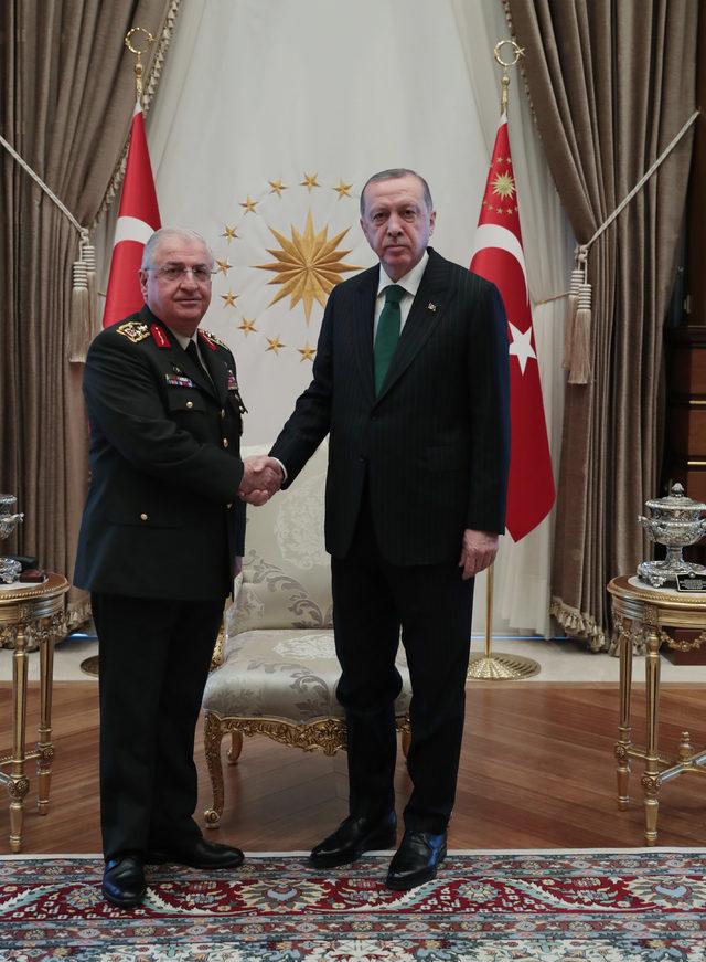 Milli Savunma Bakanı Akar ile Genelkurmay Başkanı Güler Beştepe'de 