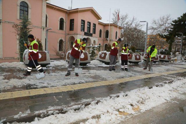 Elazığ’da karla mücadele çalışmaları