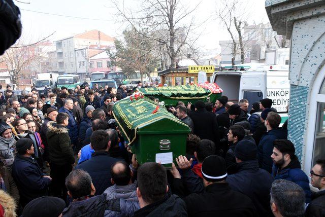 Kazada ölen 8 kişi, gözyaşlarıyla uğurlandı