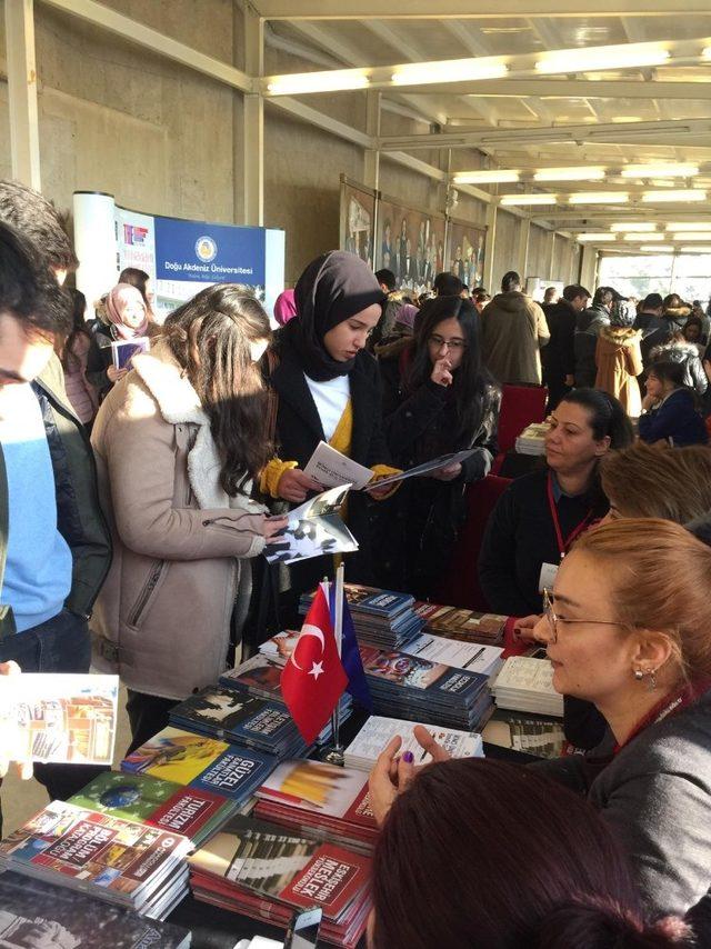 Educaturk Fuarı’nda Açıköğretim Sistemine büyük ilgi