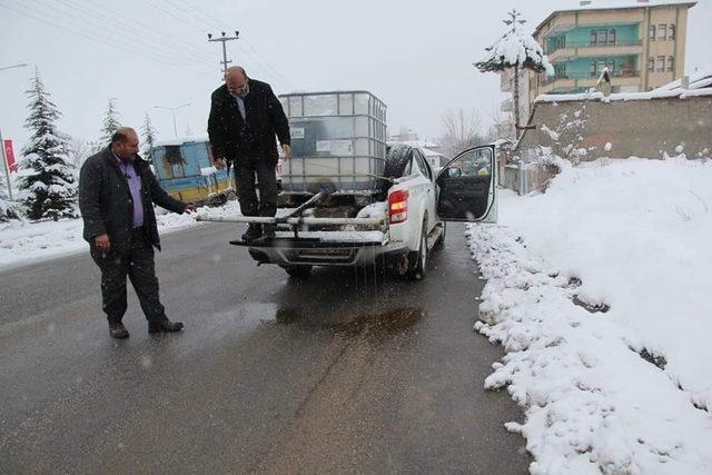 Sungurlu’da yollara buzlanmaya karşı solüsyon