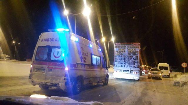 Tatvan’da trafik kazası: 5 yaralı