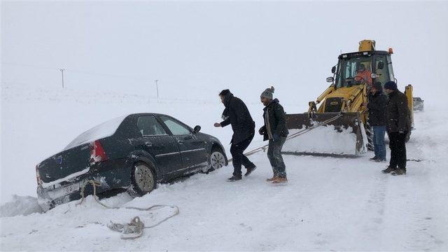 Kars'ta tipide mahsur kalanlar kurtarıldı