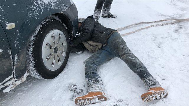 Kars'ta tipide mahsur kalanlar kurtarıldı