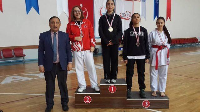 Okullar arası Karate İl Birinciliği tamamlandı