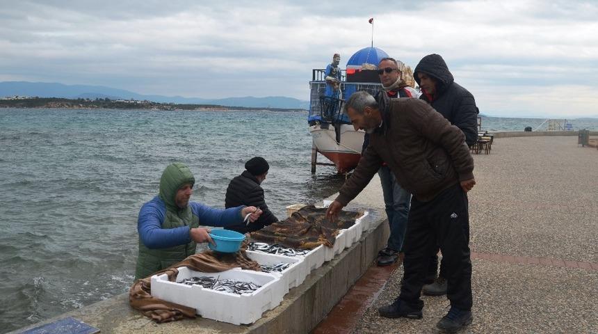 Olumsuz hava koşulları balık&ccedil;ıları etkiledi
