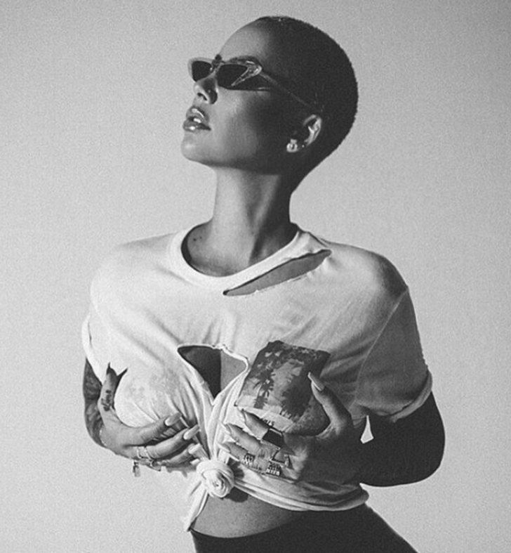Cinsel içerikli sitede fotoğraf paylaşan Amber Rose olay oldu  G5
