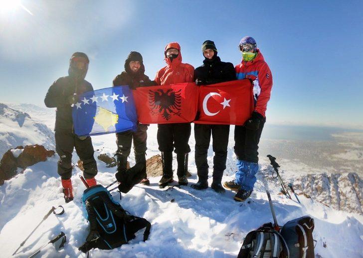 Erek Dağı’na zirve tırmanışı G4