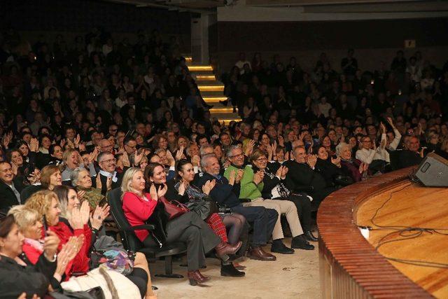 Karşıyaka’da Tanju Okan gecesi