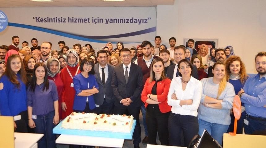 MEDAŞ Genel Müdürü Uçmazbaş, çağrı merkezi personeliyle buluştu