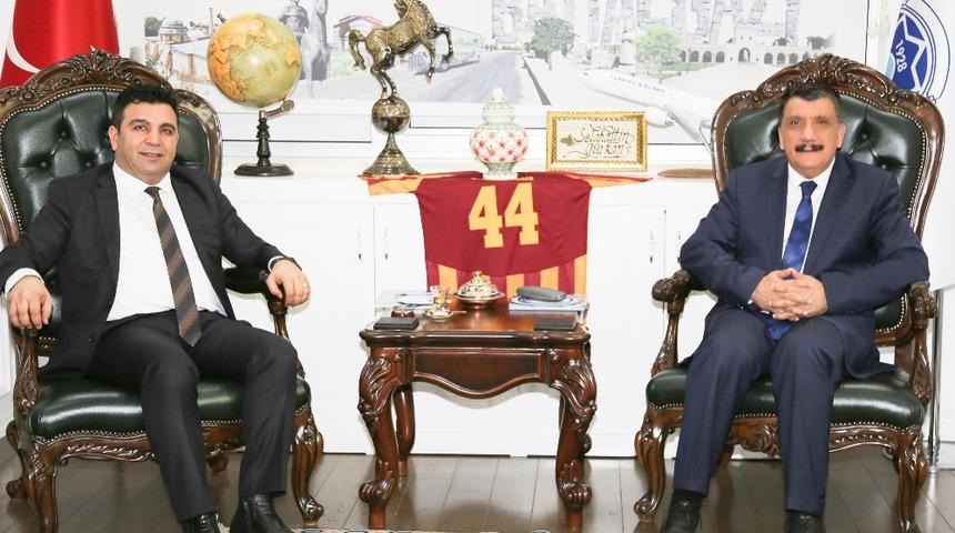 CHP adayı G&ouml;k&ccedil;e&rsquo;den, G&uuml;rkan&rsquo;a ziyaret