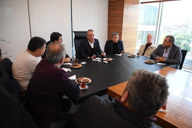 Başkan Böcek, hal dernek temsilcilerini ağırladı