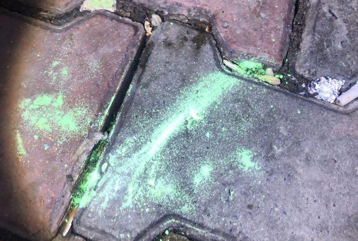 İstanbul Esenler'de uyuşturucu operasyonu! Polis "9 yaşındaki çocuğu bu işe alet ediyorsun" diye isyan etti G3