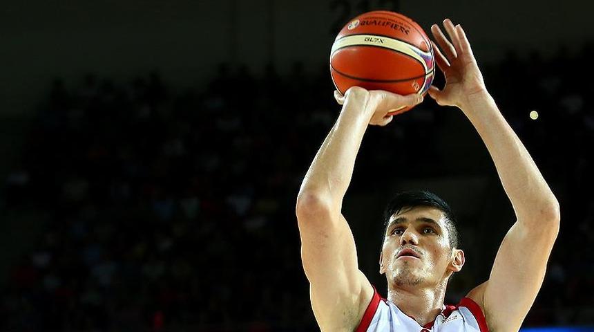 Ersanlı Milwaukee Bucks deplasmanda kazandı