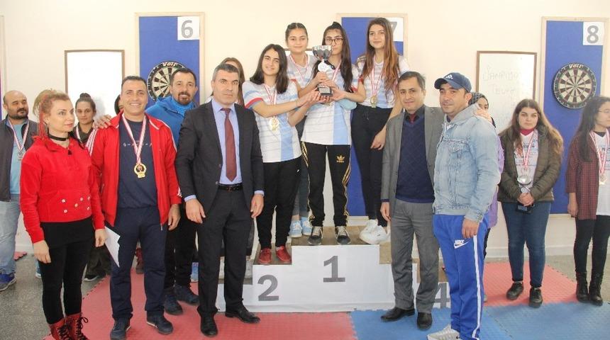 Gen&ccedil;ler dart il birinciliği sona erdi