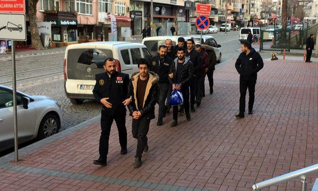 Kocaeli'de terör operasyonu: 5 gözaltı