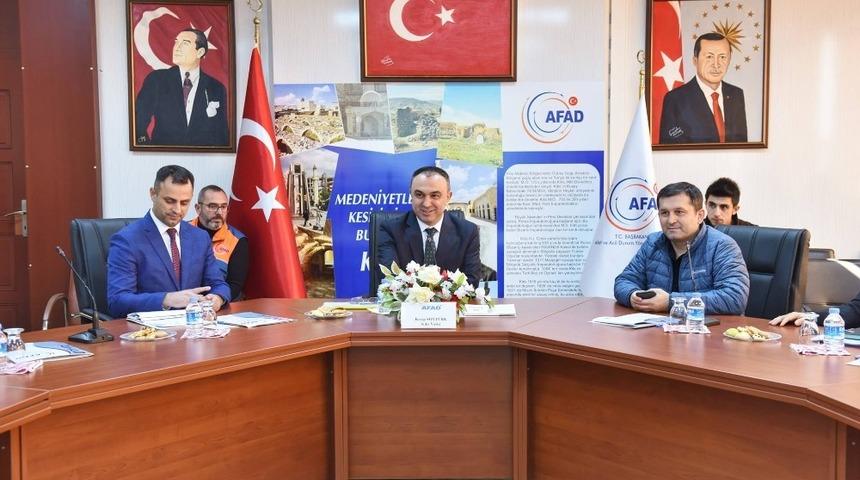 Vali Soyt&uuml;rk Suriye STK koordinasyon toplantısı yaptı