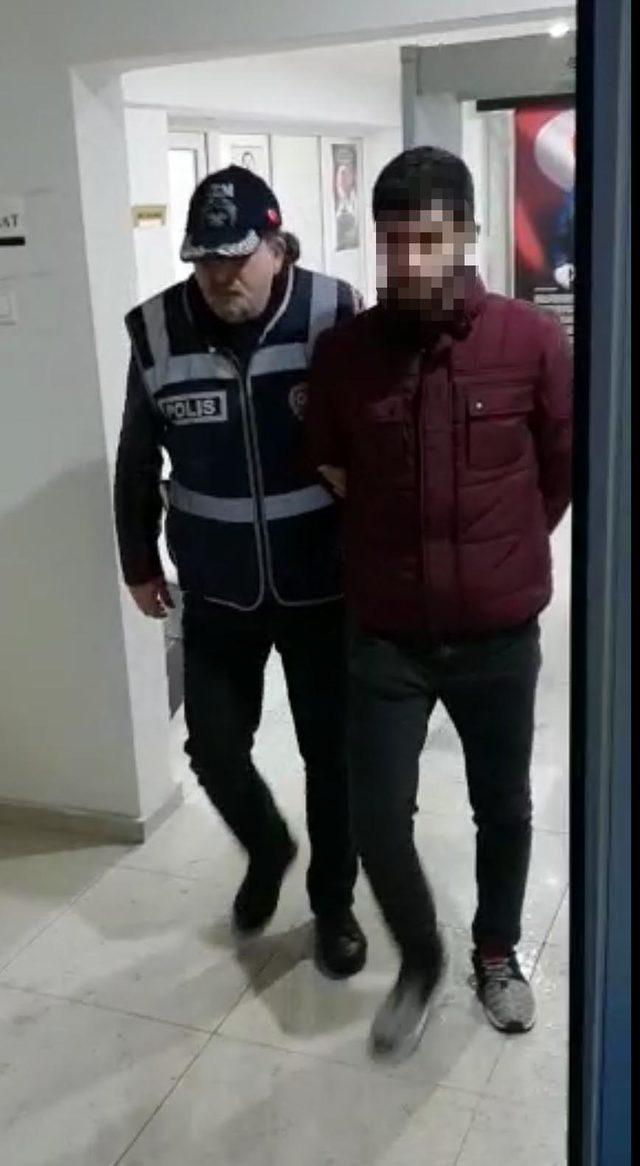 İzmir'de, PKK propagandasına 12 gözaltı
