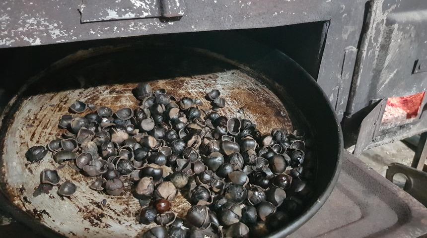 Fındık kabuğu ısıtıyor