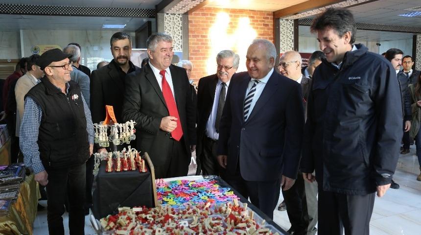 Tollu: "Eğitime yapılan yatırımlarla kaliteli insanlar yetiştirmek istiyoruz"