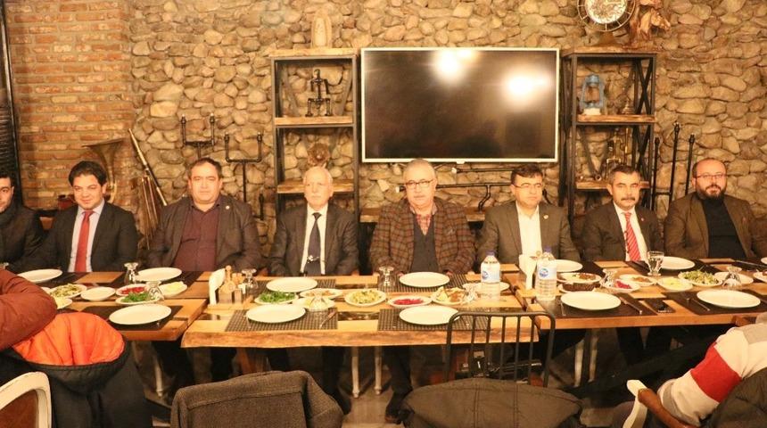 Başkan Ko&ccedil;ak gazetecilerle buluştu