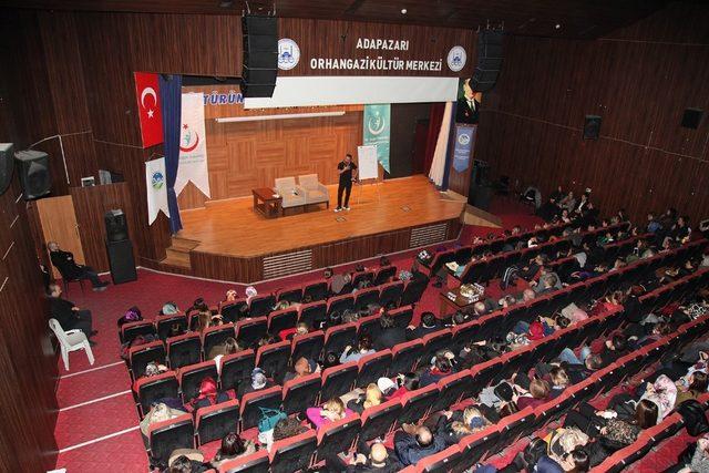 Sakarya Büyükşehir ve İl Sağlık Müdürlüğü’nden personellerine yönelik konferans